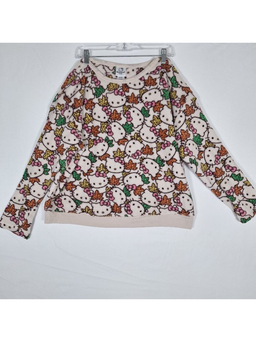 Hello Kitty Sanrio Sleepwear Top size large